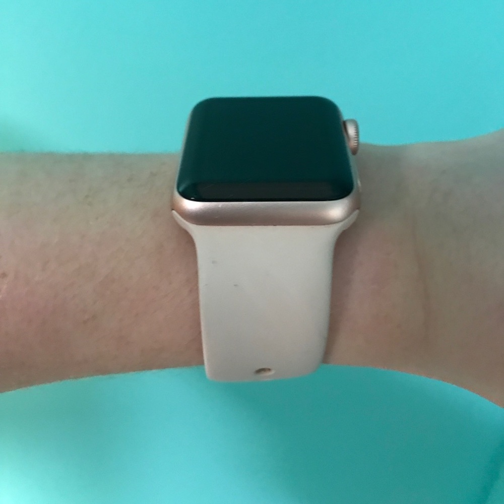Rose Gold Series 2 38mm Apple Watch
